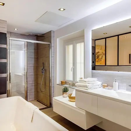 Apartamento Ginabelayourhosthelper Saint-Tropez