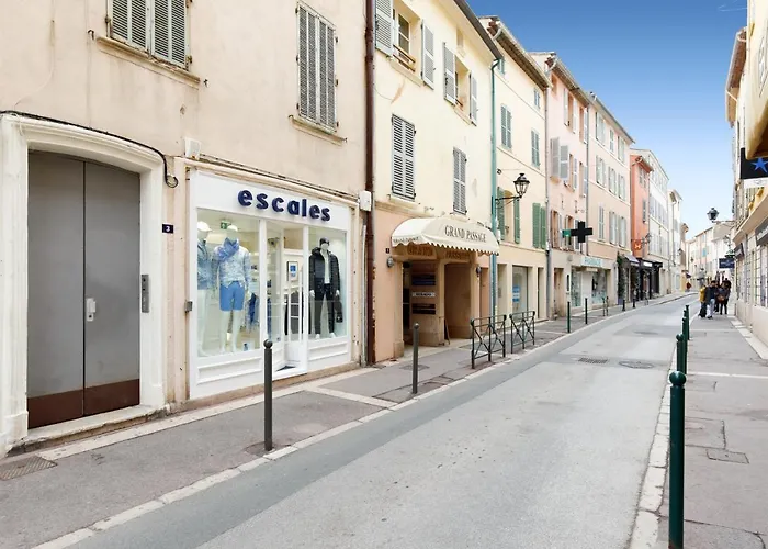 Lejlighed Ginabelayourhosthelper *